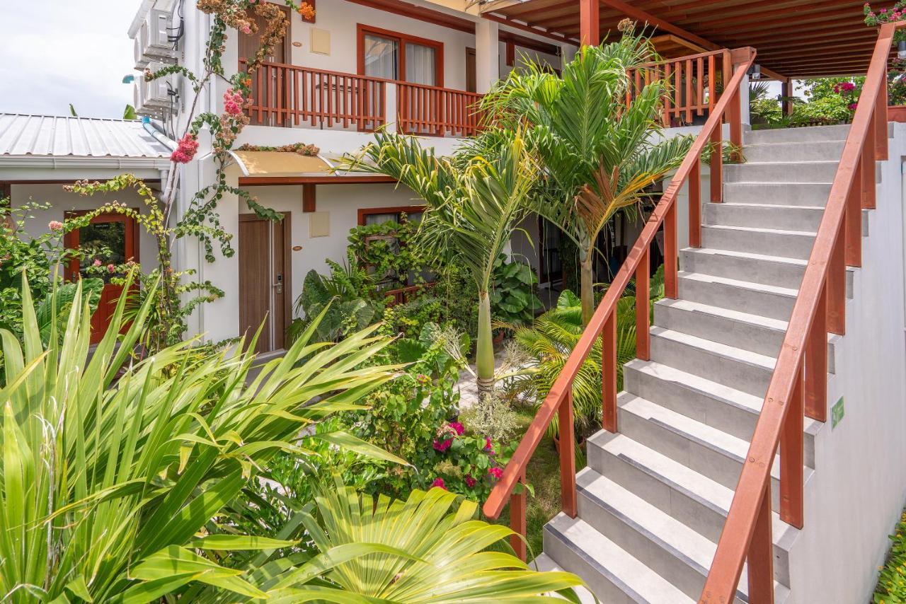 Ithaa Dhigurah - Feel Like Home Stay Extérieur photo
