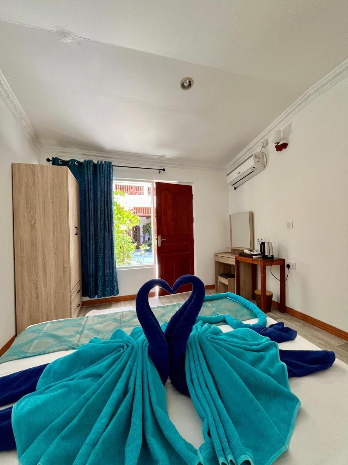 Ithaa Dhigurah - Feel Like Home Stay Extérieur photo